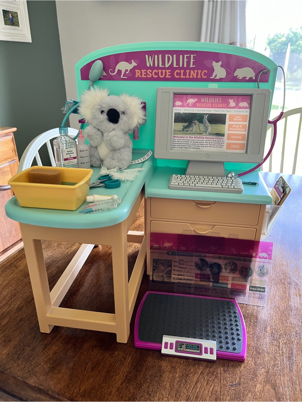 American Girl Kira’s Animal Exam table – Complete – Retired